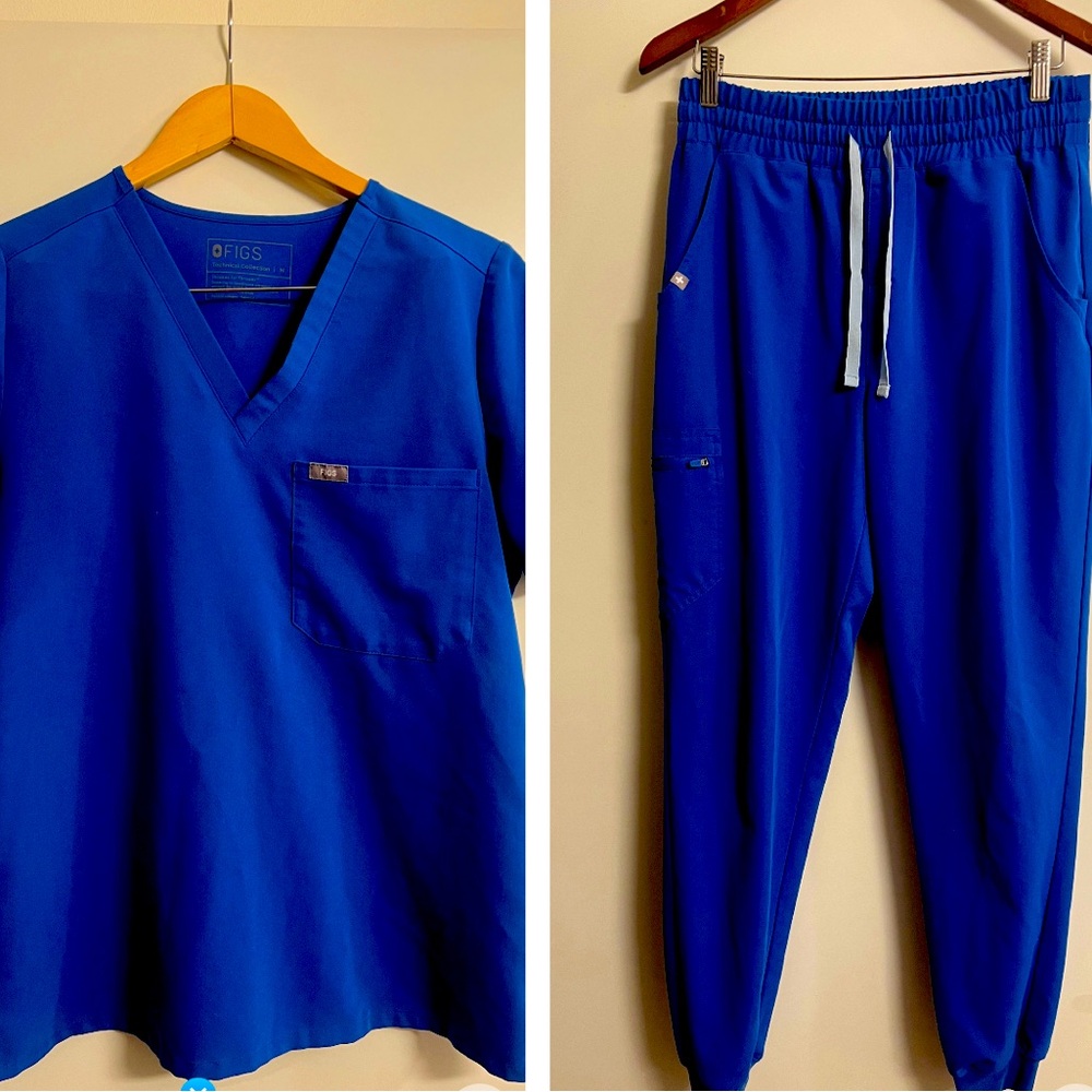 Figs jogger set Blue Medium Top/ Medium Tall Jogger